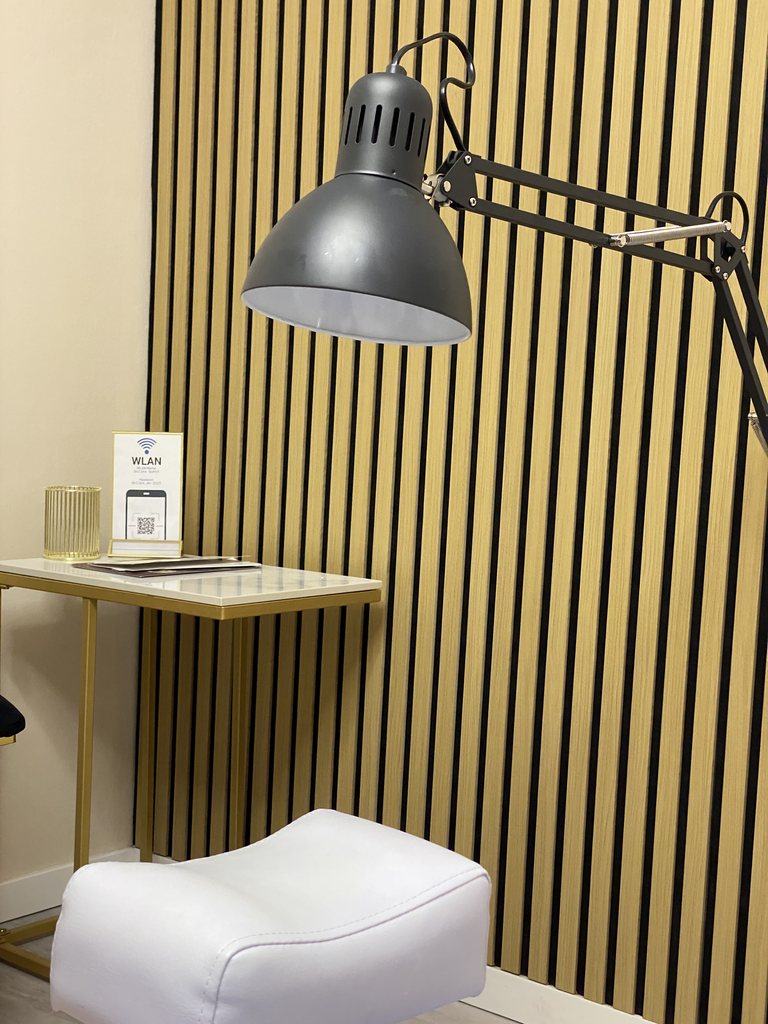 Foto der Ausstattung Verstellbare LED Lampe