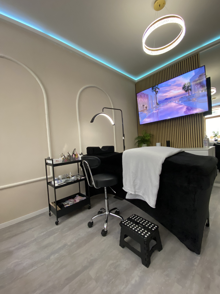 Foto der Ausstattung Liege mit einer Wave Matratze