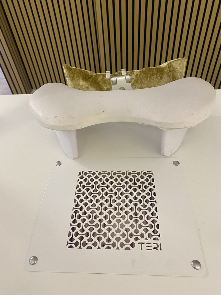 Zusätzliches Foto von Nail Desk 1 (L)